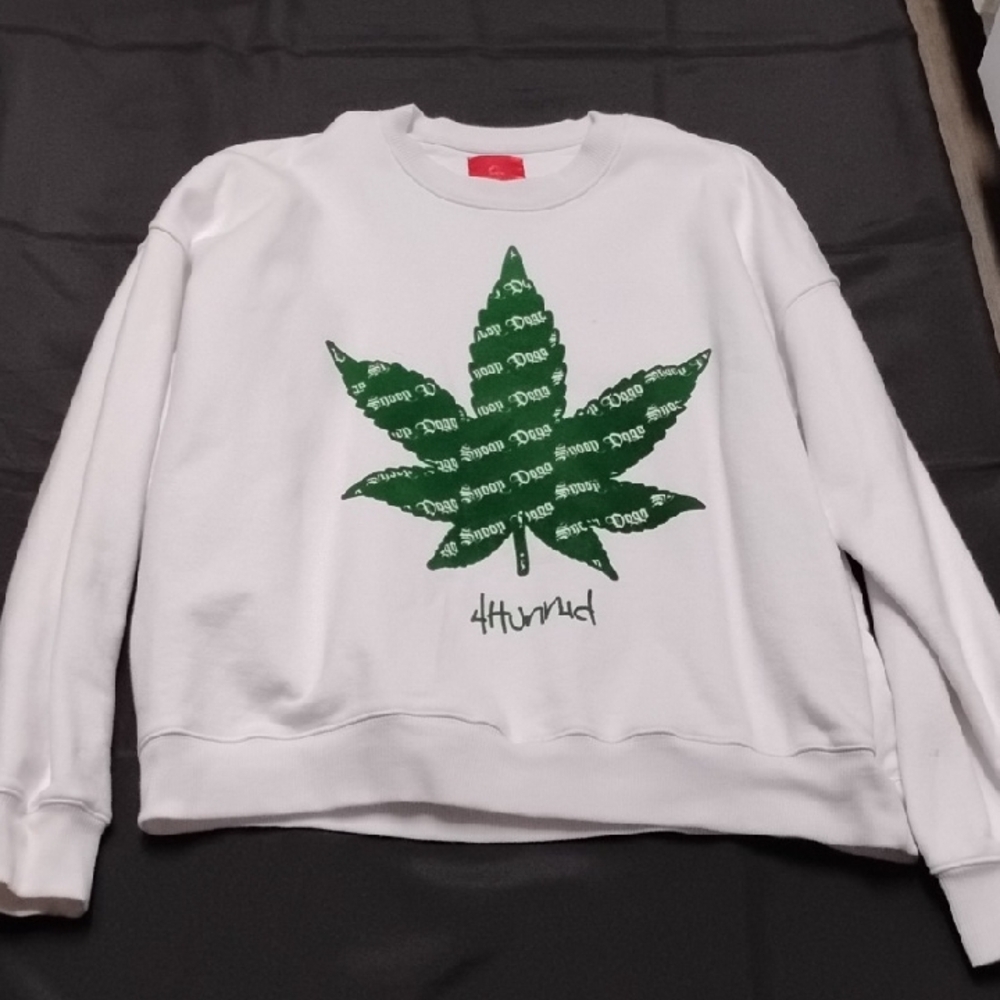 White Crew Neck Sweater with Green Leaf Design
